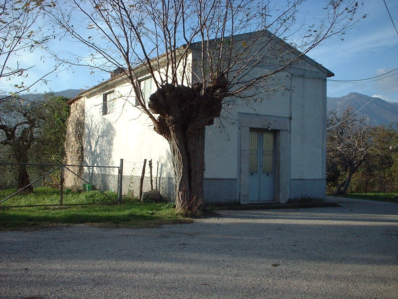 Chiesa San Macario Oliveto Citra